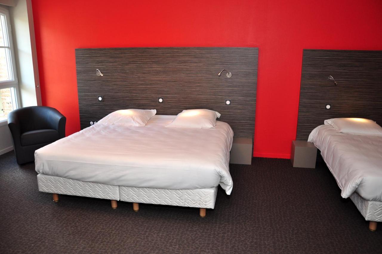 Logis Hotel A La Bonne Auberge Laval  Bagian luar foto
