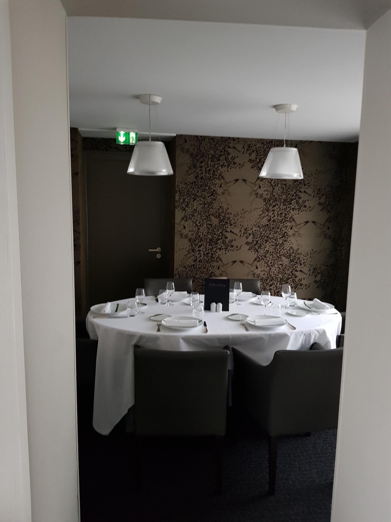 Logis Hotel A La Bonne Auberge Laval  Bagian luar foto