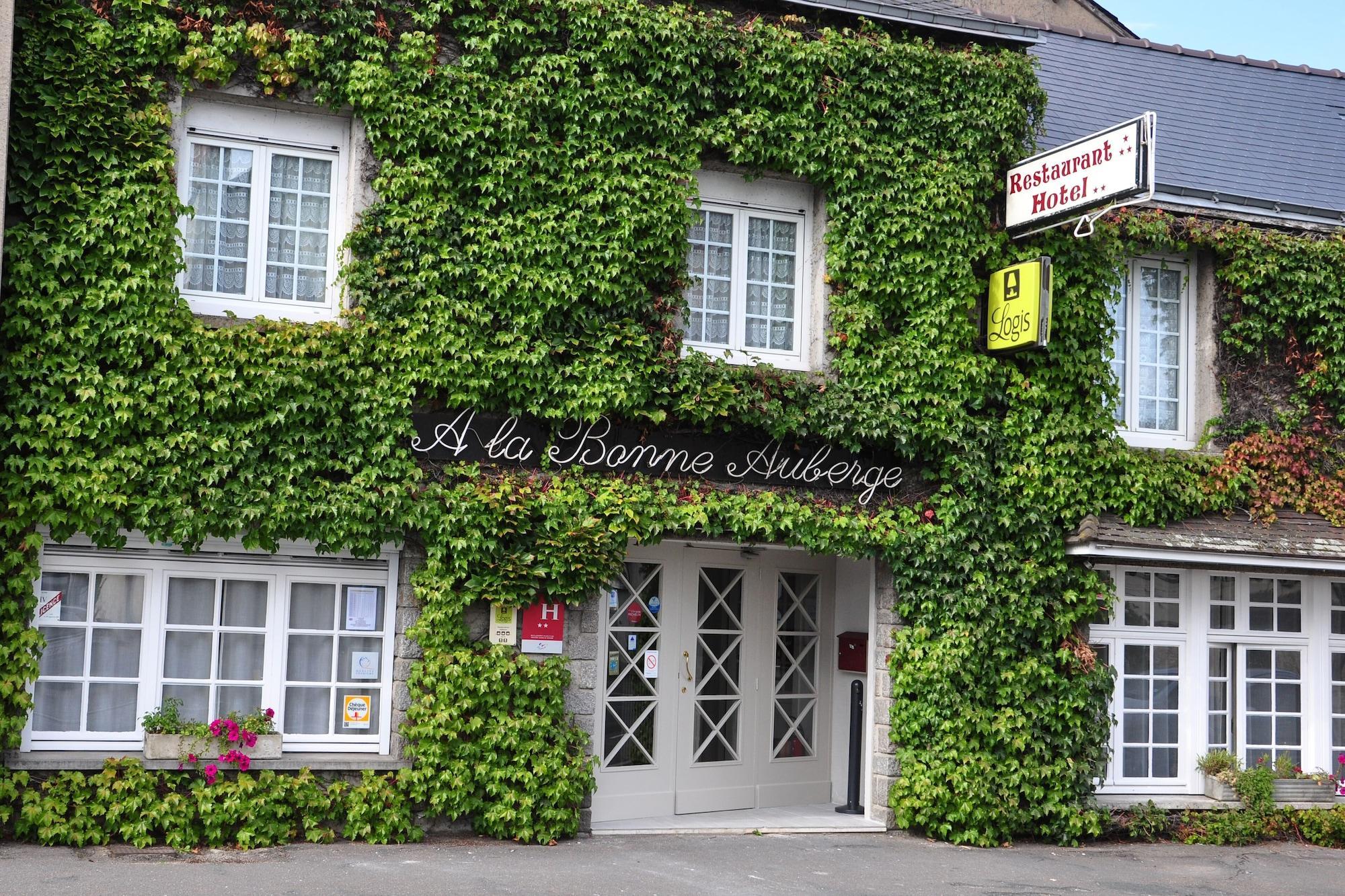 Logis Hotel A La Bonne Auberge Laval  Bagian luar foto